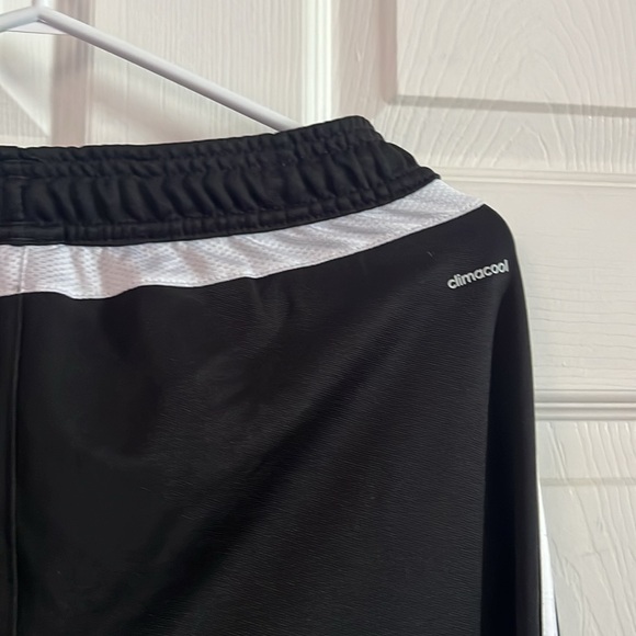 Adidas track pants. - Picture 5 of 5